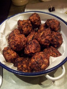 961427_394715787359069_222233576_n